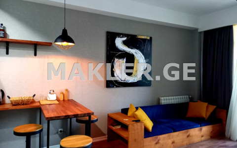  იყიდება 2 ოთახიანი  ბინა ლისის ტბაზე  ავთო ვარაზის ქუჩა 