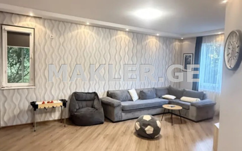  Продается 4 комнатная  Квартира в Сабуртало  на ул. Ана Политковская 