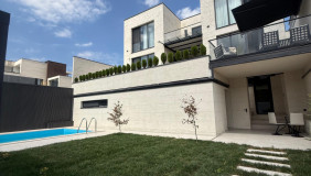 For Rent 580 m² space Private House in Tsavkisi
