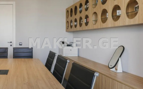  For Sale 4 room  Apartment in Vake dist.  Zurab Avalishvili Street 