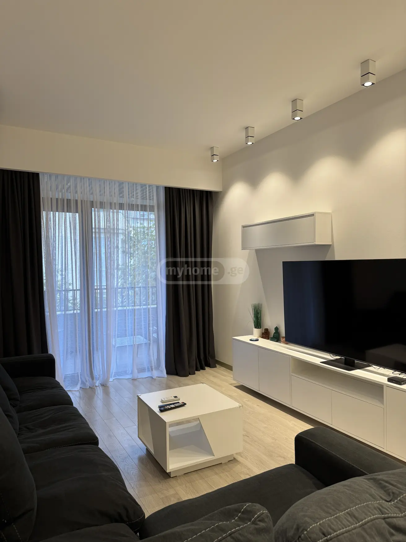 For Rent 3 room  Apartment in Vake dist.