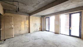 For Sale 4 room  Apartment in Avlabari dist.