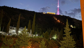 Kiralık 5   Daire in Mtatsminda dist. (Old Tbilisi)