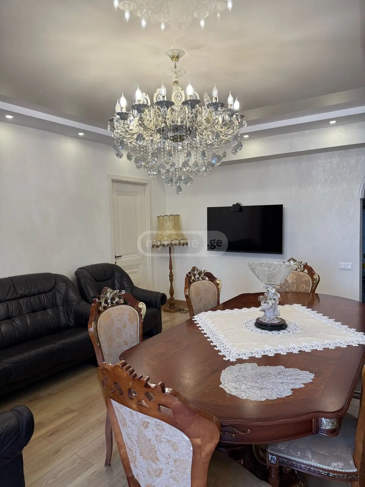 For Rent 5 room  Apartment in Saburtalo dist.
