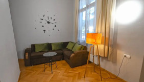 For Sale 3 room  Apartment in Sololaki dist. (Old Tbilisi)