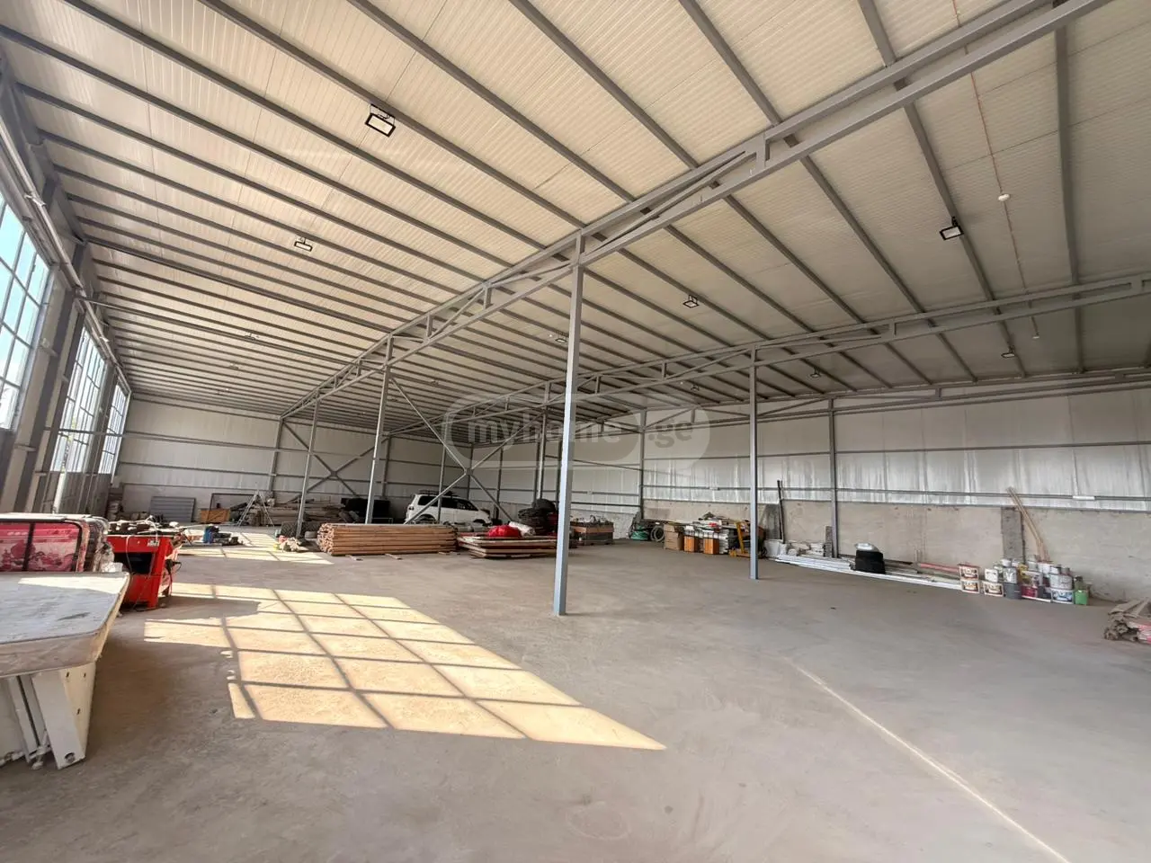 ქირავდება 600 m² ფართობის კომერციული ფართი მარტყოფში