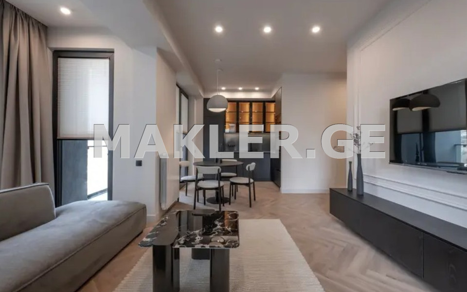  იყიდება 3 ოთახიანი  ბინა ვაკეში  ზურაბ ავალიშვილის ქუჩაზე 