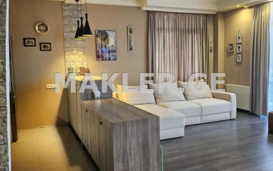  იყიდება 3 ოთახიანი  ბინა ნავთლუღში  დოდაშვილის ქუჩაზე 