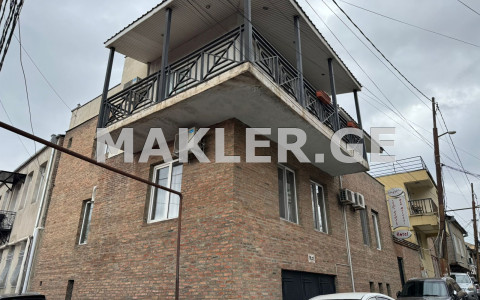  Продается Сдаётся 560 m² площадь Коммерческая площадь в Авлабари  на ул. Перисцвалеба 