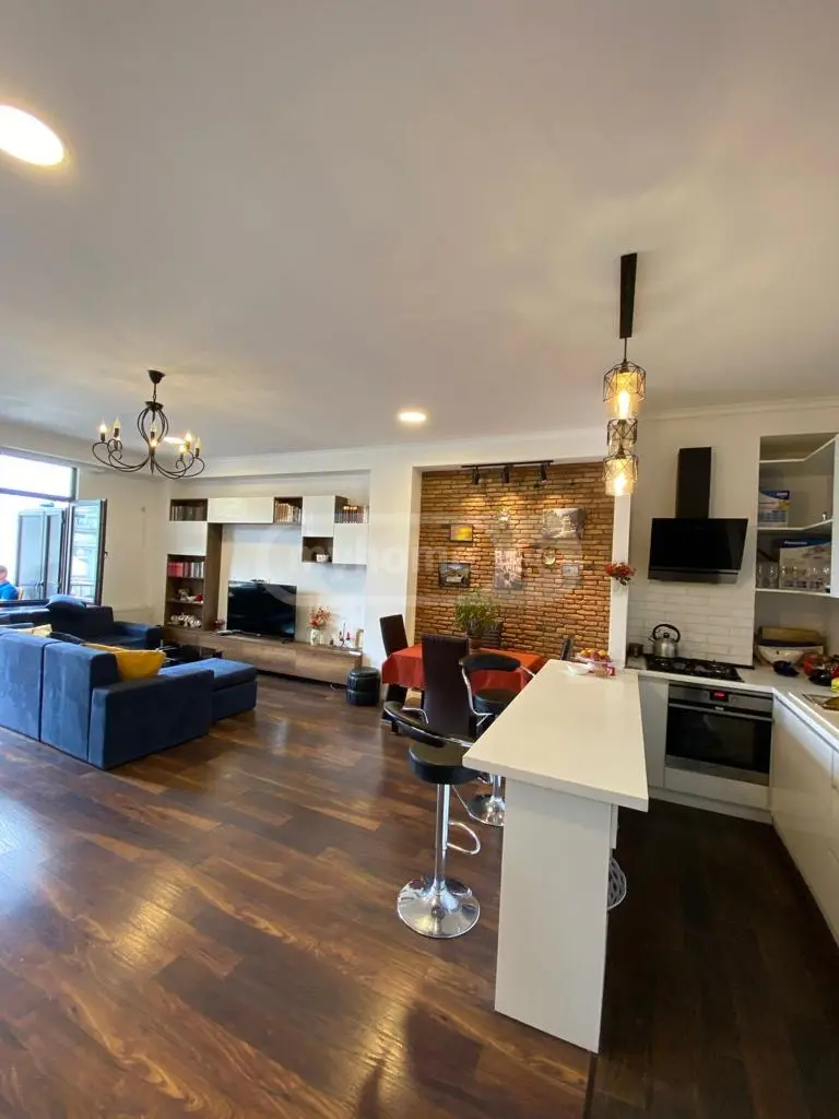 For Rent 3 room  Apartment in Vake dist.