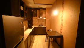 Kiralık 3   Daire in Vake dist.