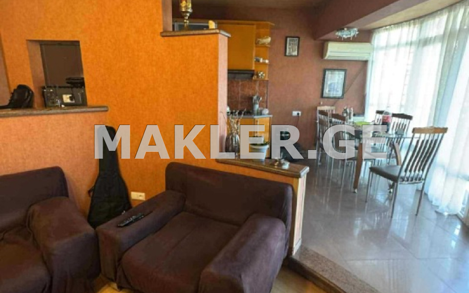  Satılık 3   Daire in Saburtalo dist.  in Gagarini St.. 