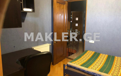  Satılık 3   Daire in Saburtalo dist.  in Gagarini St.. 