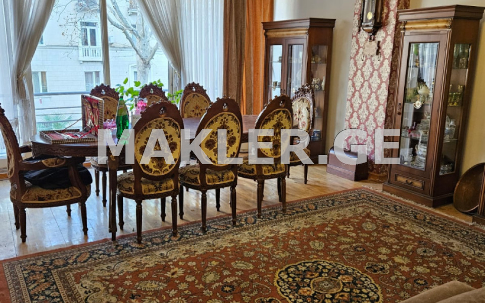  Kiralık 3   Daire in Vake dist.  on Ir. Abashidze st. 