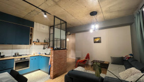 Продается 4 комнатная  Квартира в Сабуртало