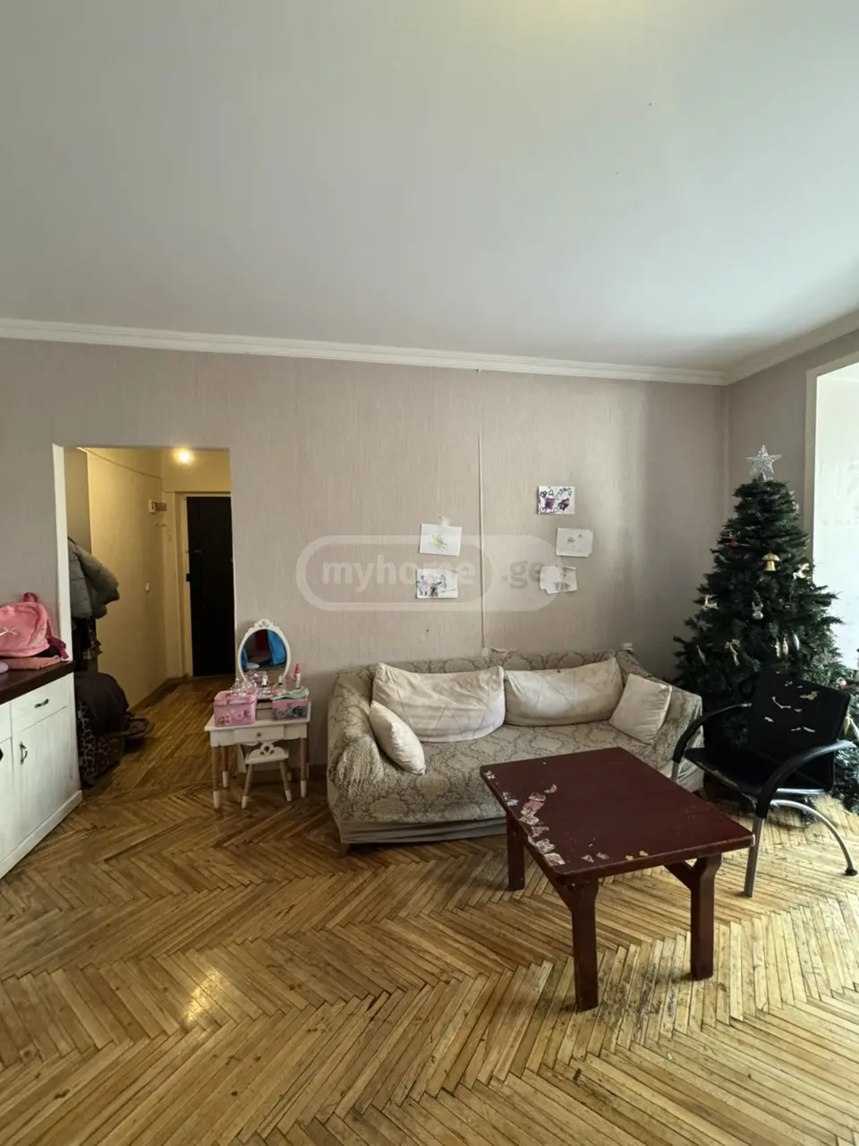 Продается 2 комнатная  Квартира на Плато Нуцебидзе