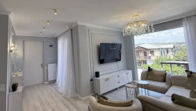 იყიდება 4 ოთახიანი  ბინა ორთაჭალაში