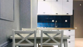 Сдаётся 3 комнатная  Квартира в Сабуртало