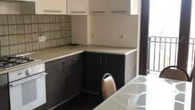 Продается 3 комнатная  Квартира в Исани