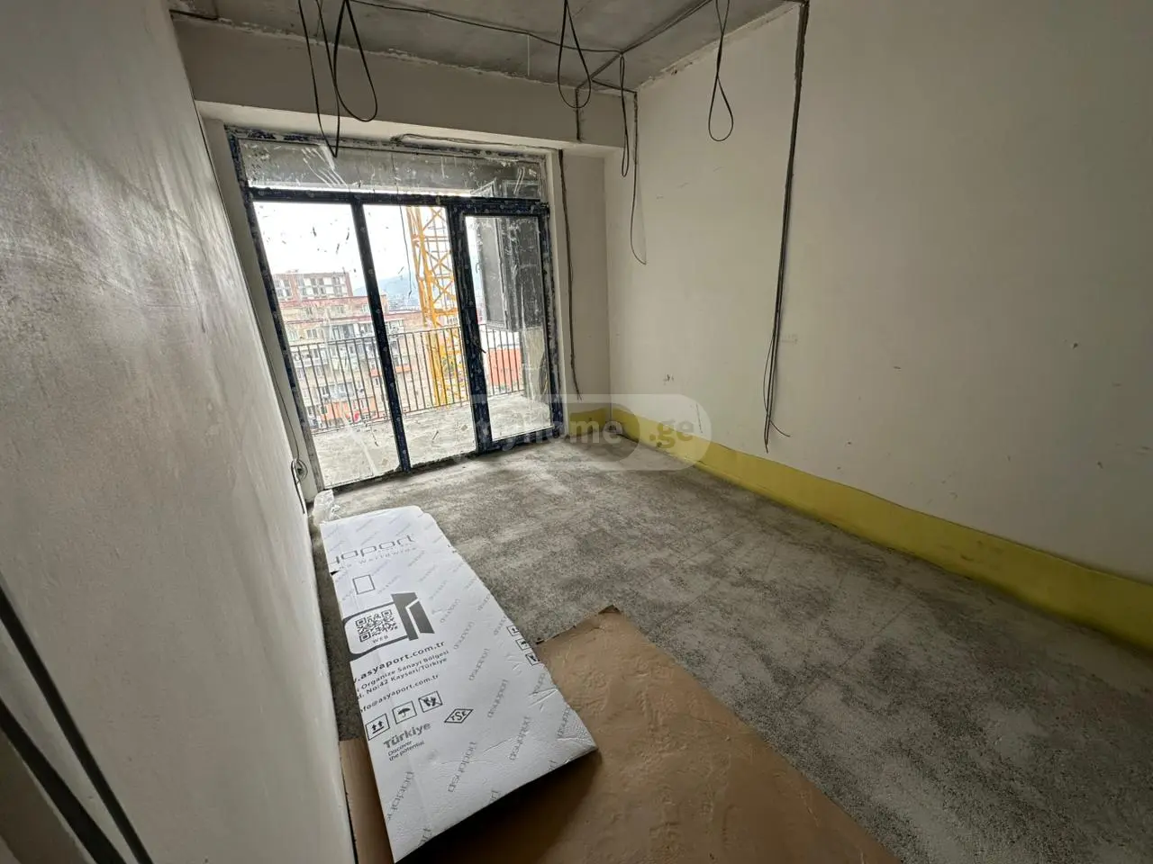 Продается 2 комнатная  Квартира в Ваке