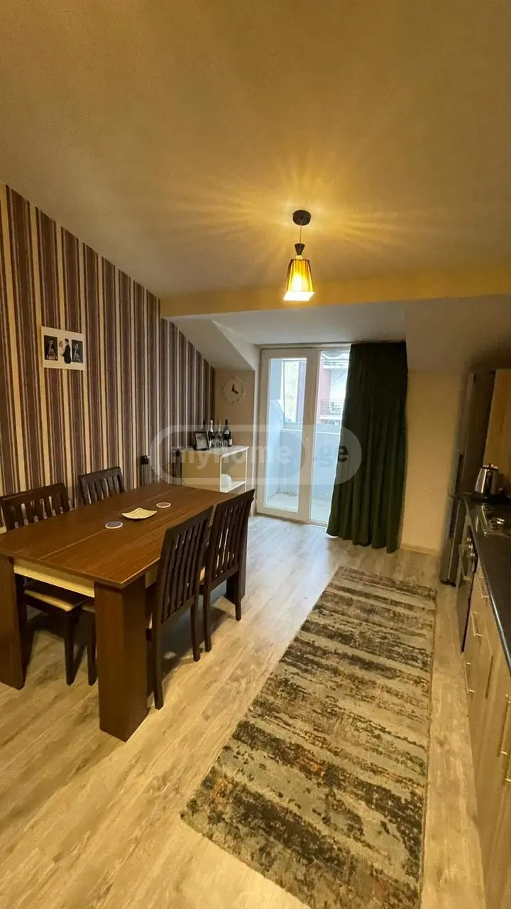 Продается 2 комнатная  Квартира в Сабуртало