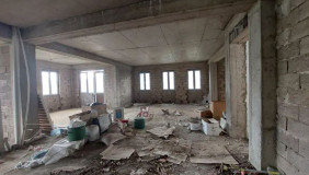 Продается 3 комнатная  Квартира в Исани