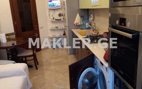  Сдаётся 3 комнатная  Квартира в Сабуртало  на ул. Нуцубидзе 