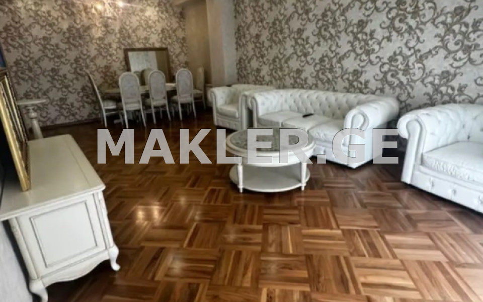  Сдаётся 3 комнатная  Квартира в Сабуртало  на ул. С. Цинцадзе 