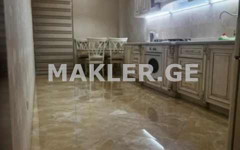  Сдаётся 3 комнатная  Квартира в Сабуртало  на ул. С. Цинцадзе 