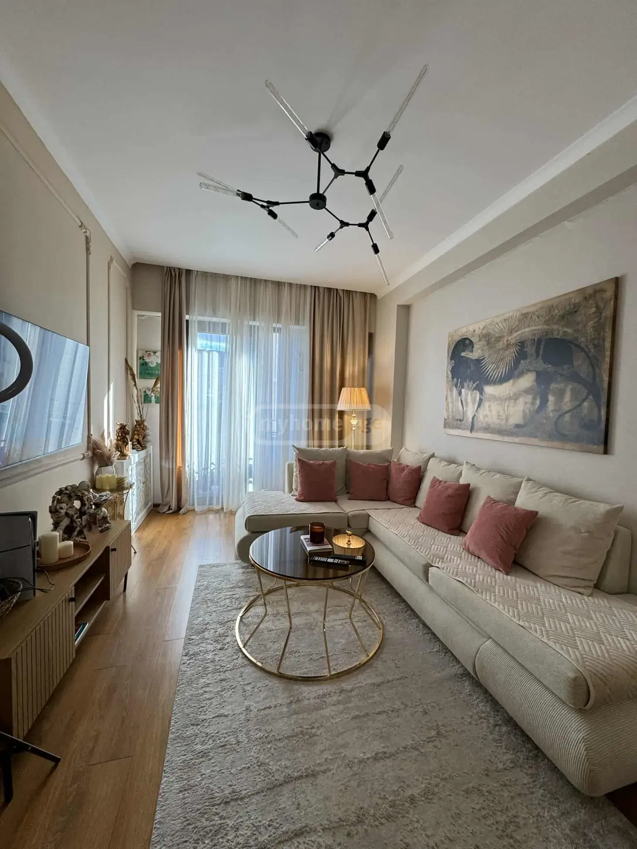 Сдаётся 2 комнатная  Квартира в Сабуртало