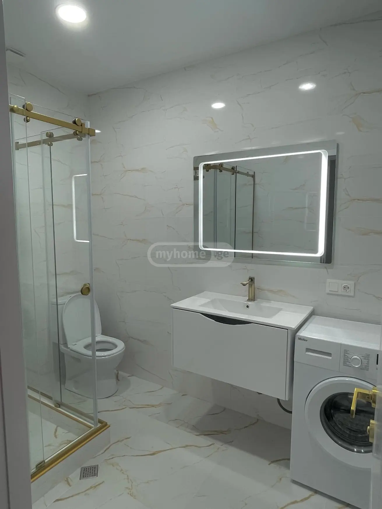 Сдаётся 2 комнатная  Квартира в Сабуртало