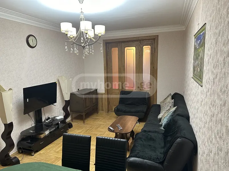 For Sale 4 room  Apartment in Isani dist.