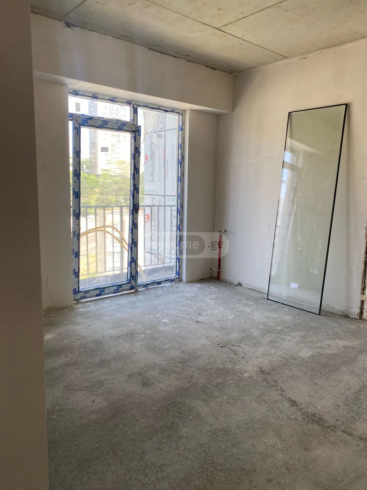 Продается 3 комнатная  Квартира в Ваке