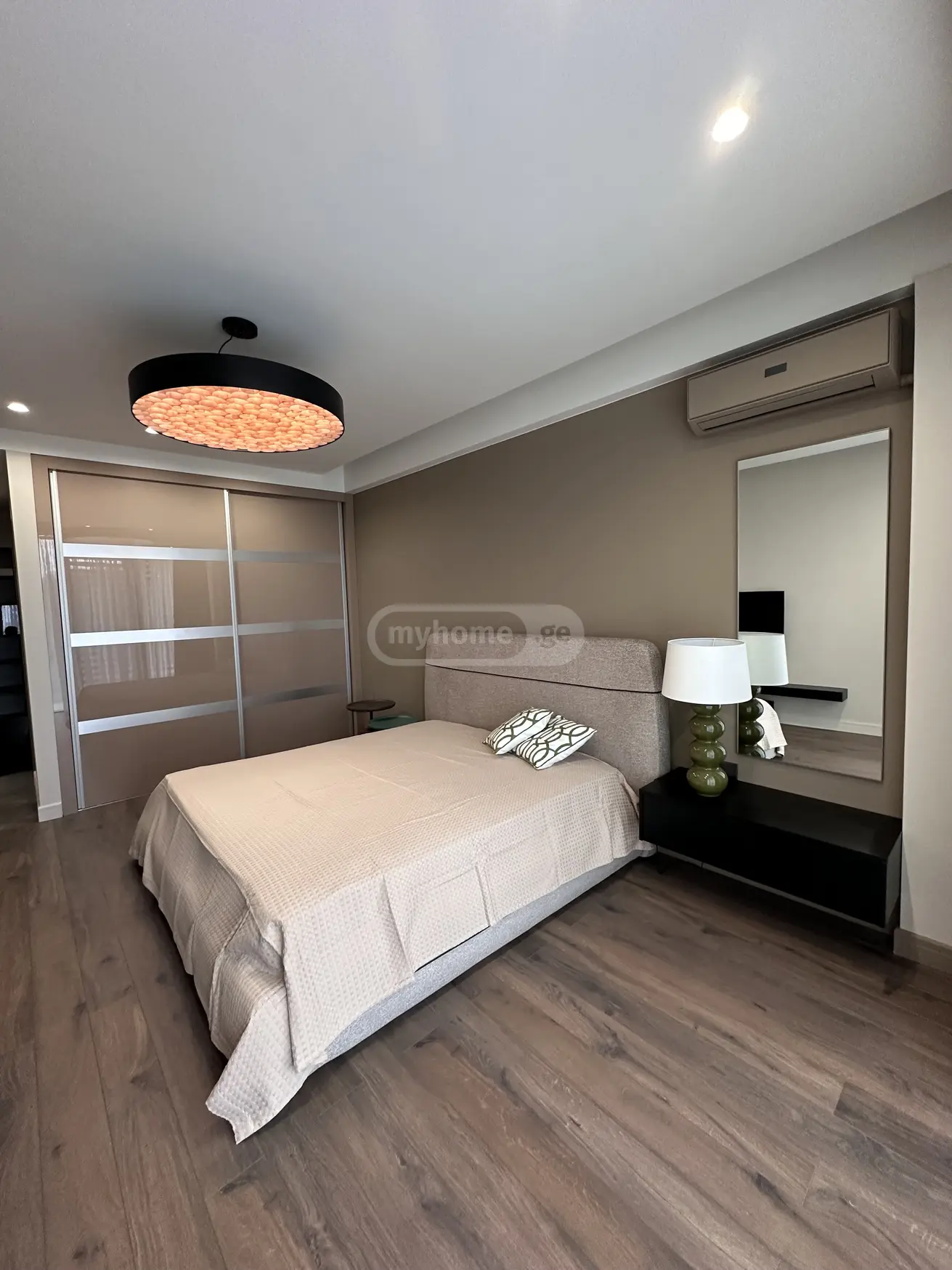 Satılık 4   Daire in Vake dist.