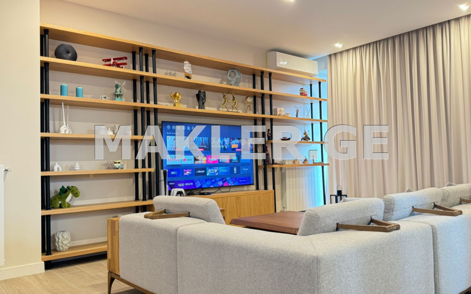  Satılık 4   Daire in Vake dist.  