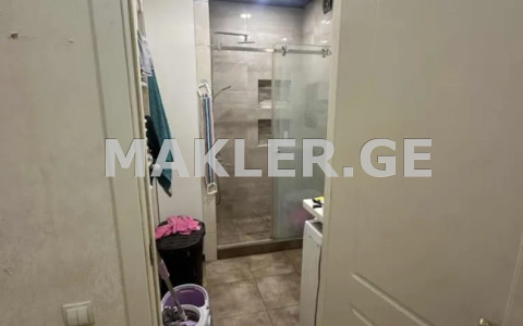  Satılık 3   Daire in Saburtalo dist.  in Mindeli st. 