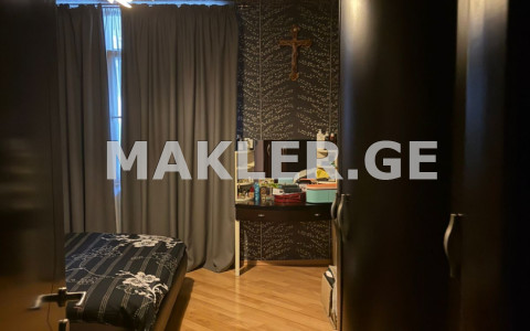  For Rent 5 room  Apartment in Vake dist.  in Kekelidze st. 