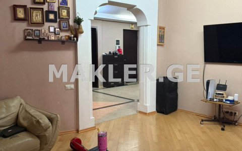  For Rent 5 room  Apartment in Vake dist.  in Kekelidze st. 