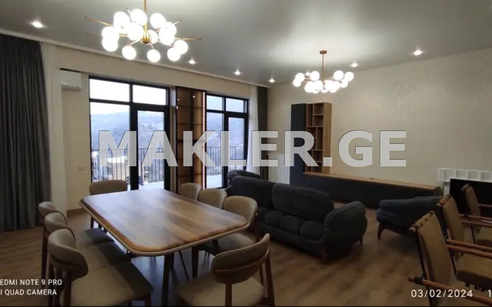  להשכרה 4 חֶדֶר  דִירָה in Vake dist.  in I. Chavchavadze Ave. 