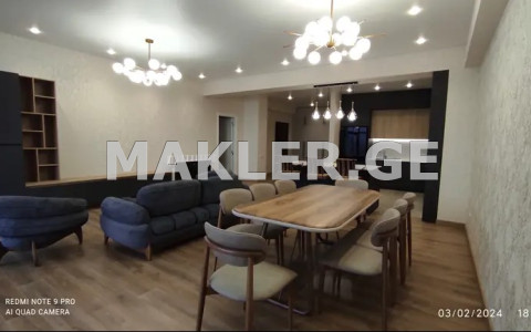  להשכרה 4 חֶדֶר  דִירָה in Vake dist.  in I. Chavchavadze Ave. 