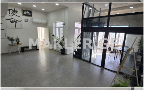  იყიდება 266 m² ფართობის საკუთარი სახლი საბურთალოზე  ფანასკერტელ-ციციშვილის ქუჩაზე 