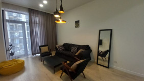 იყიდება 2 ოთახიანი  ბინა ისანში