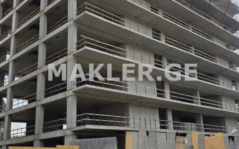  იყიდება მშენებარე ბინა ვაშლიჯვარში  მ. მაჭავარიანის ქუჩაზე 