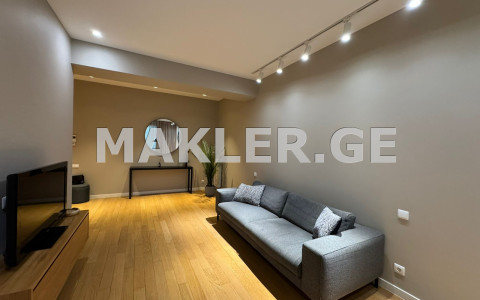  Сдаётся 3 комнатная  Квартира в Ваке  в пов. Церетели 