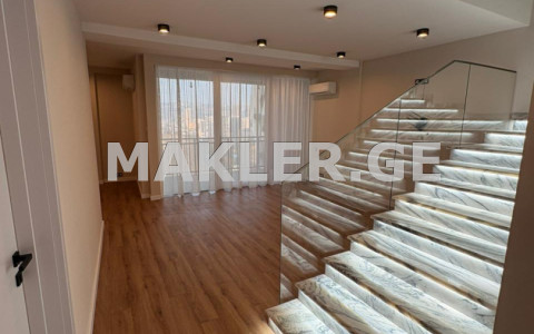  იყიდება ქირავდება 7 ოთახიანი  ბინა ვაკეში  ი. ჭავჭავაძის გამზ. 