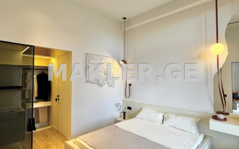  ქირავდება 3 ოთახიანი  ბინა ლისის ტბაზე  ცაცხვების ქუჩაზე 