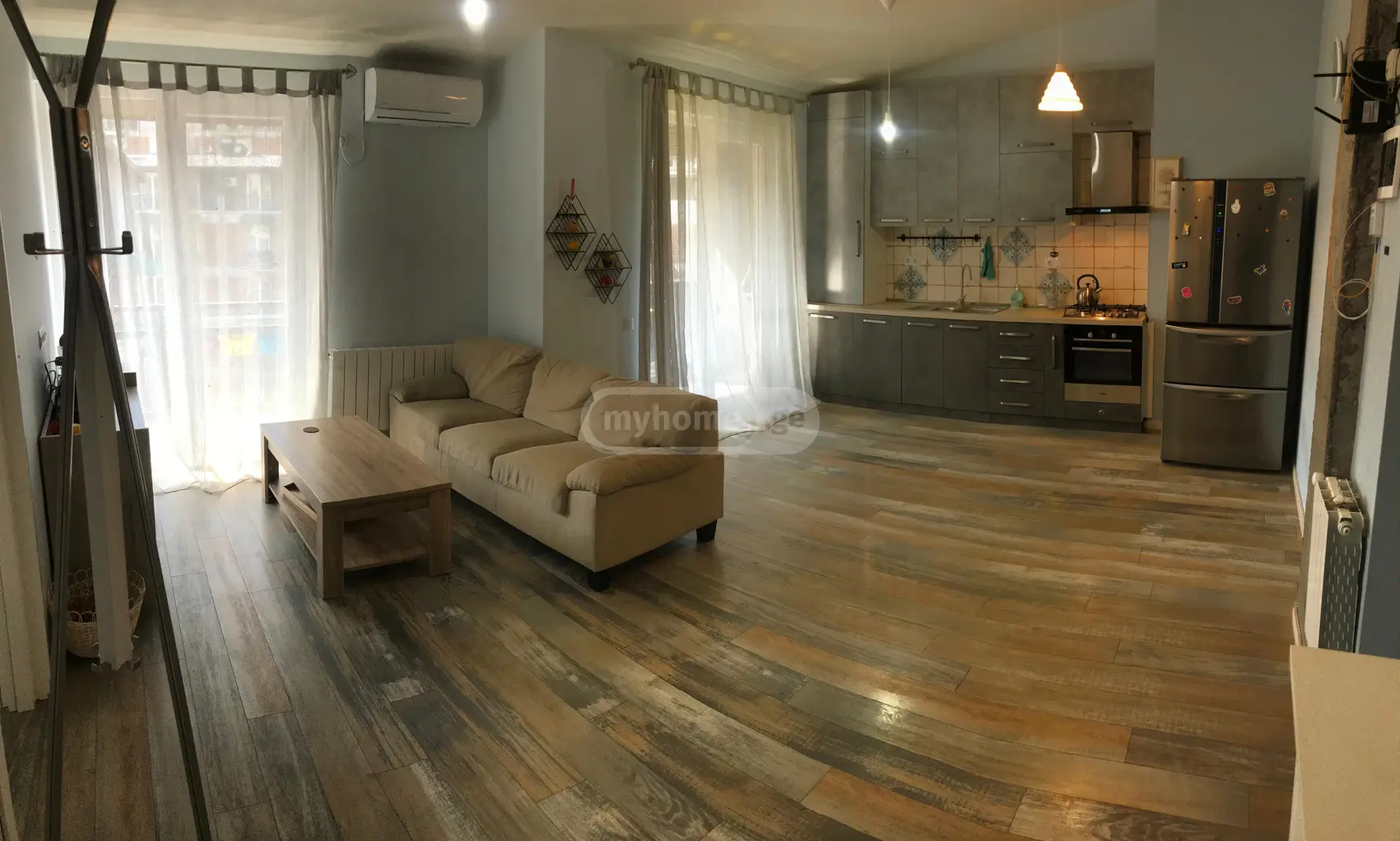 Продается 2 комнатная  Квартира в Ваке