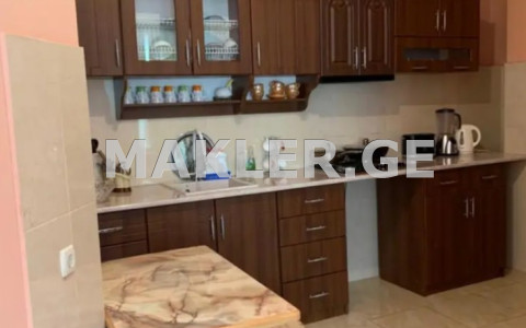  Продается 2 комнатная  Квартира в Сабуртало  на пр. Важа-Пшавела 