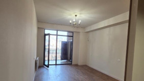 იყიდება 3 ოთახიანი  ბინა საბურთალოზე