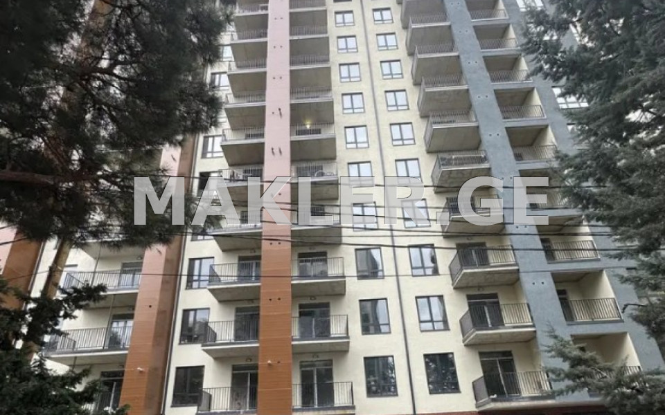  Продается 4 комнатная  Квартира в Сабуртало  на ул. Икалто 